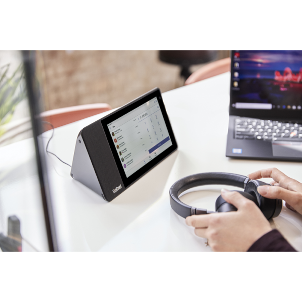 Lenovo ThinkSmart View 