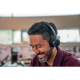 Poly Voyager Focus 2 USB-C + Base de carga