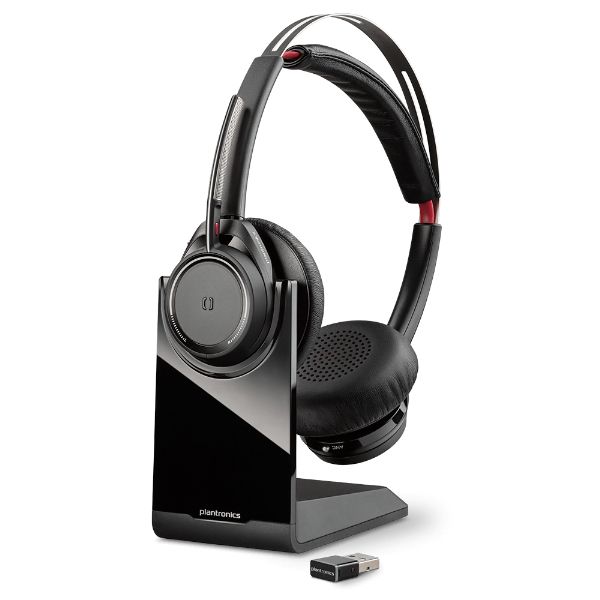 Plantronics Voyager Focus UC con base