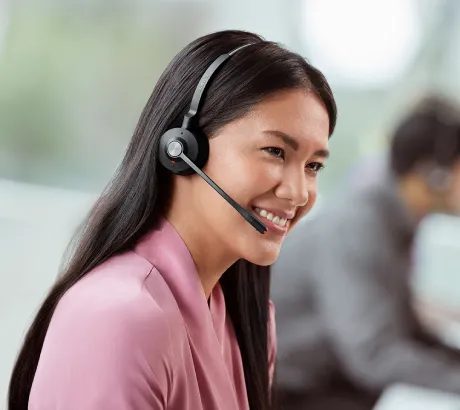 Auriculares Jabra con micrófono para llamadas y videoconferencias