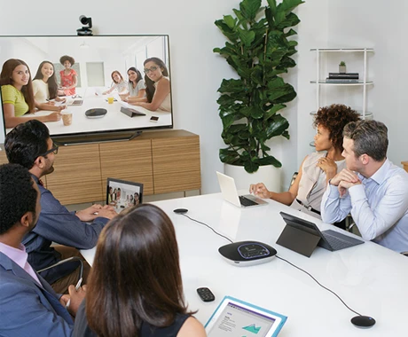 Ampliación de la cobertura de audio para salas grandes