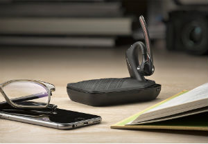 Plantronics Voyager 5240